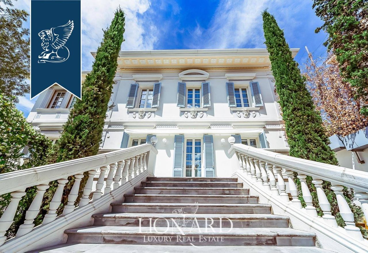 Вилла во Флоренции, Италия, 750 м² - фото 5