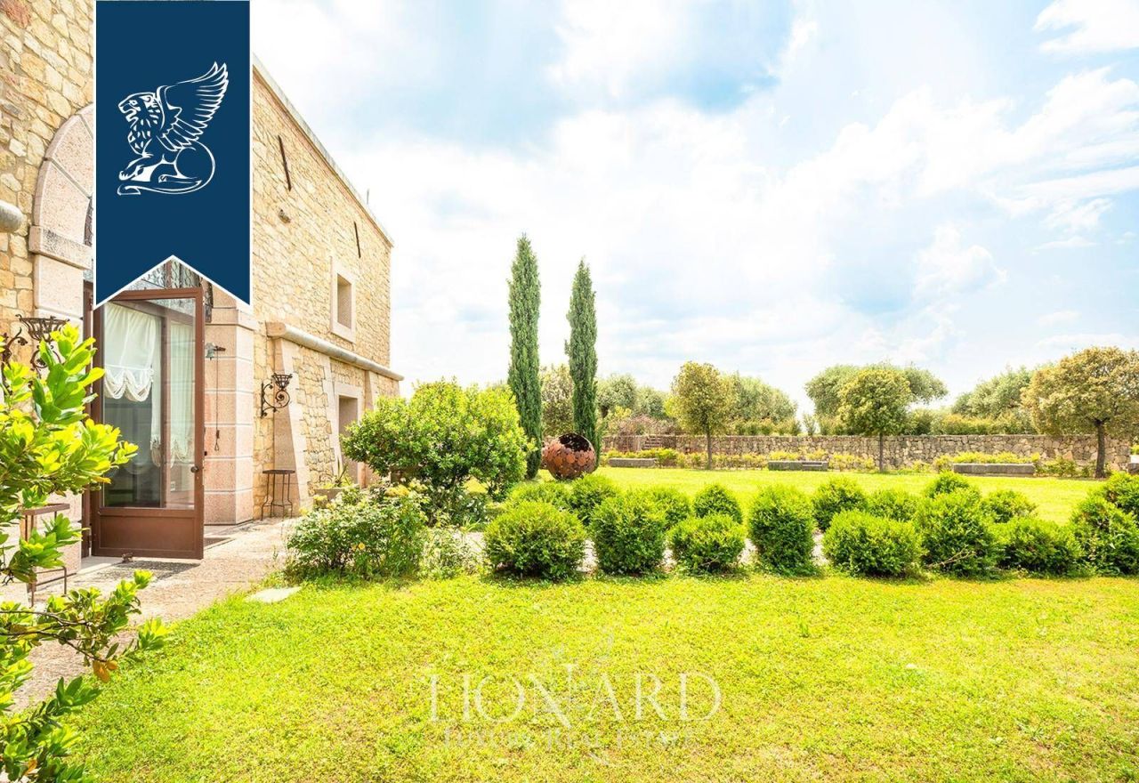 Вилла в Вероне, Италия, 1 300 м² - фото 5