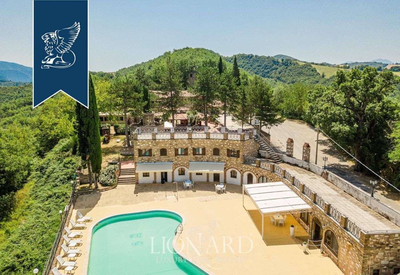 Ферма в Пезаро, Италия, 1 500 м² - фото 5