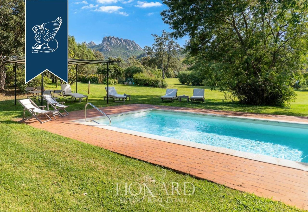 Вилла в Порто Черво, Италия, 220 м² - фото 5