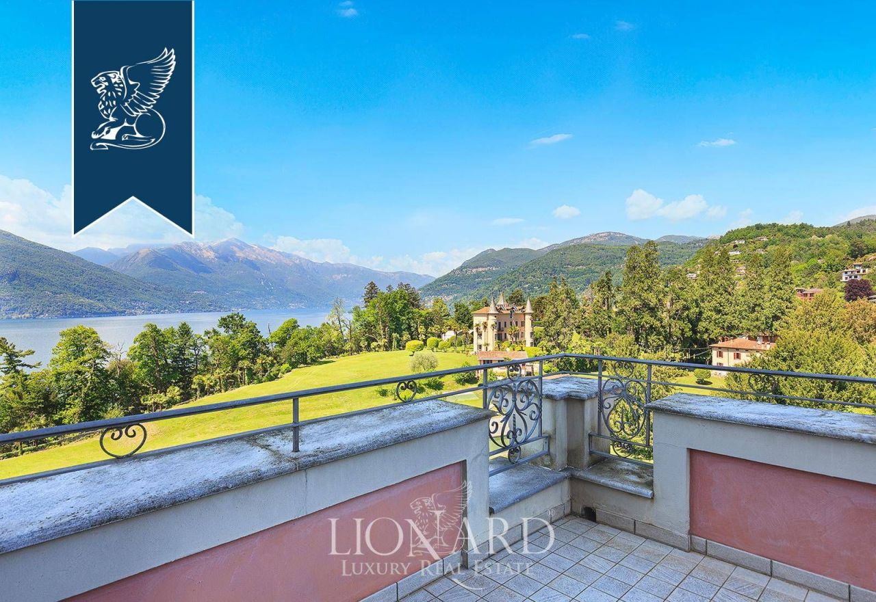 Вилла в Луино, Италия, 700 м² - фото 5