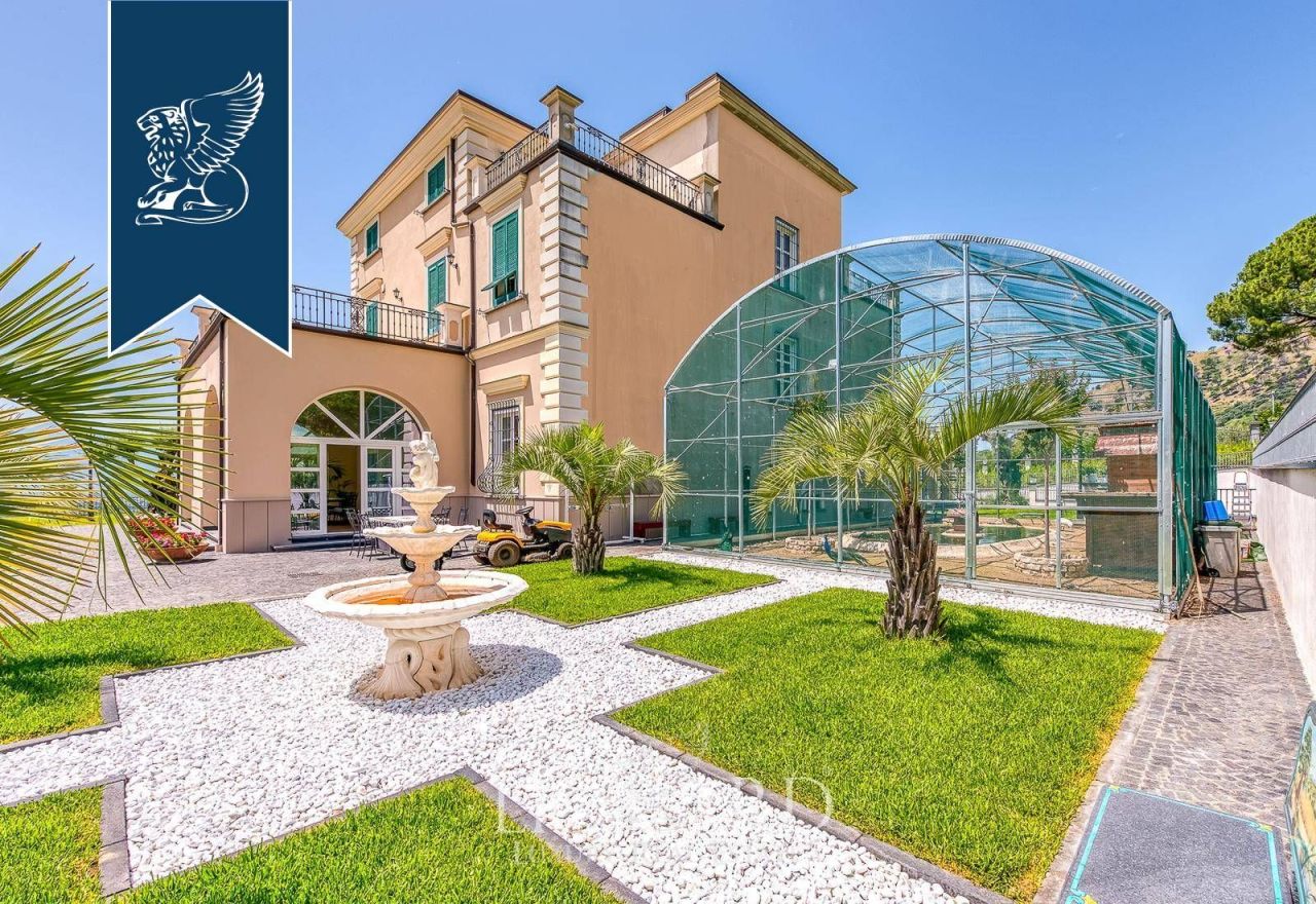 Вилла в Салерно, Италия, 1 200 м² - фото 5