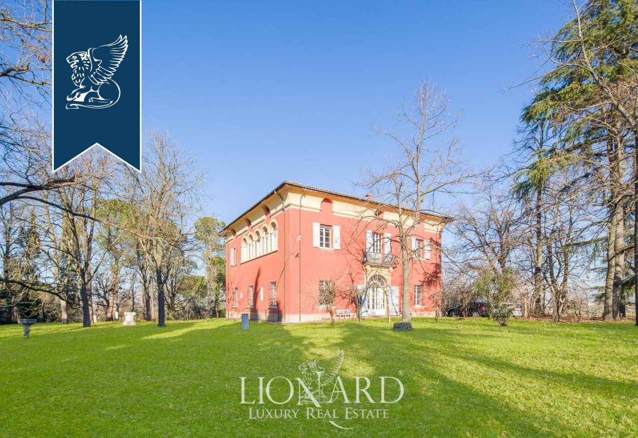 Вилла в Болонье, Италия, 1 000 м² - фото 5