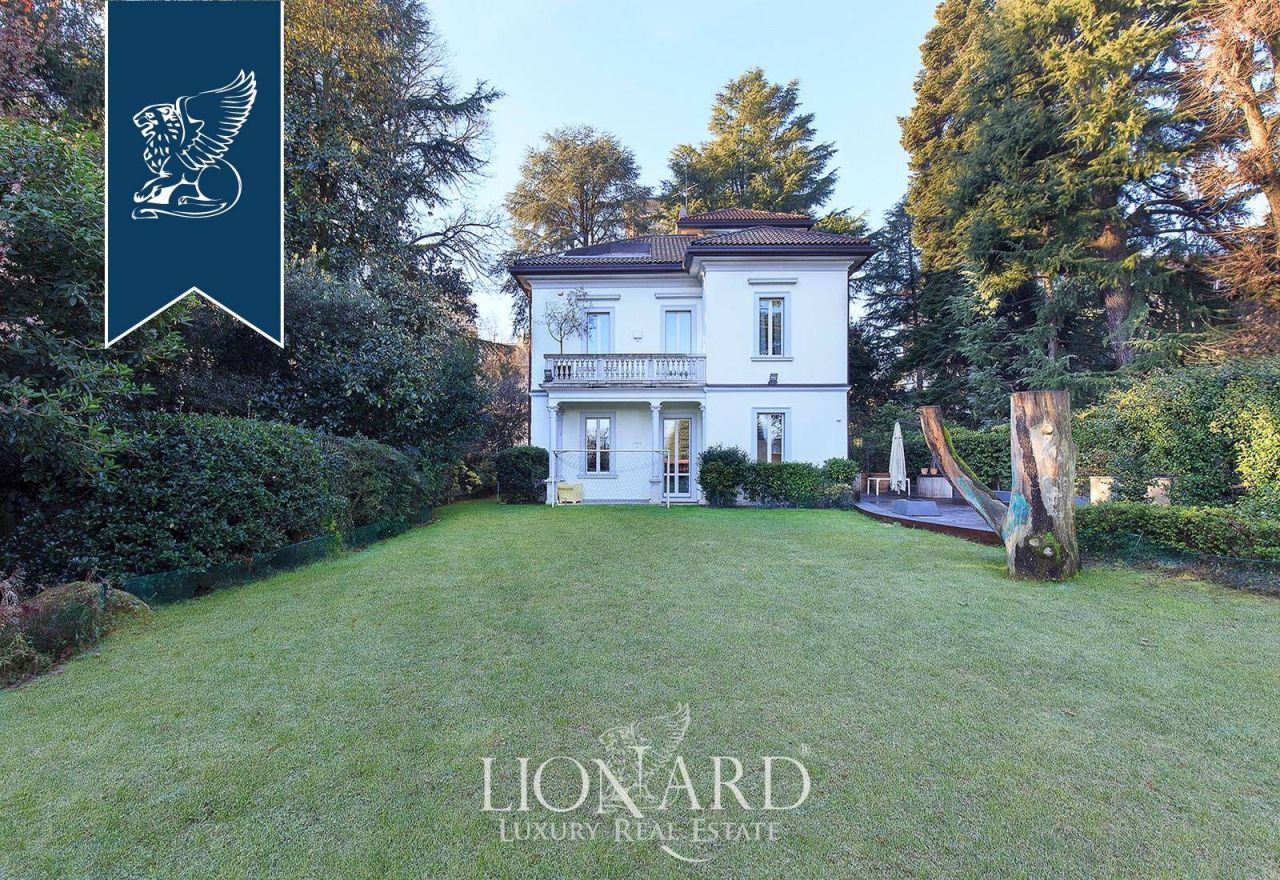 Вилла в Карате-Брианце, Италия, 660 м² - фото 5