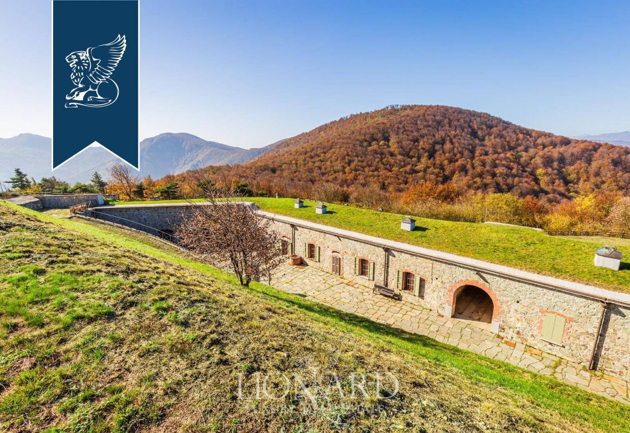 Замок в Савоне, Италия, 1 251 м² - фото 5