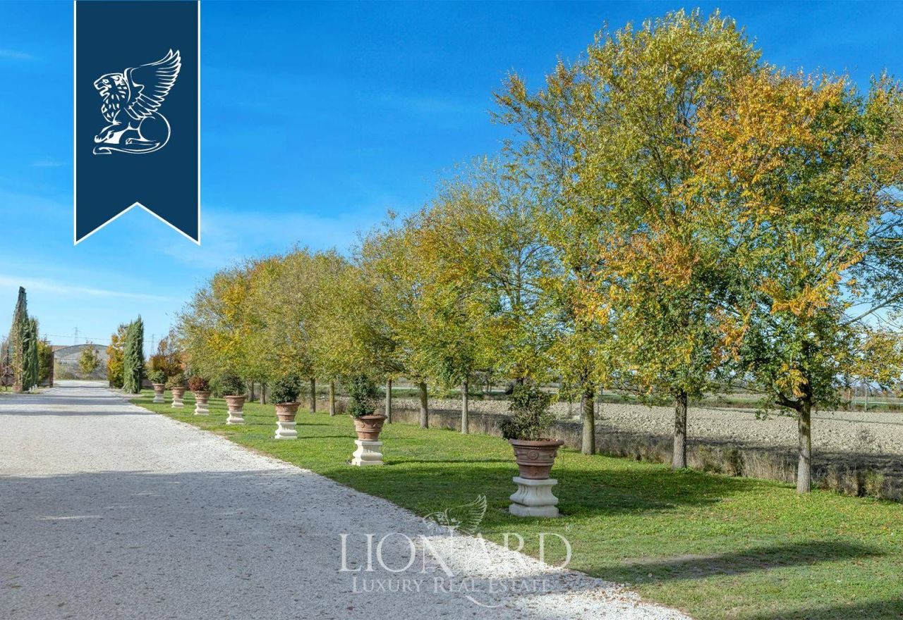 Ферма в Ровиго, Италия, 800 м² - фото 5