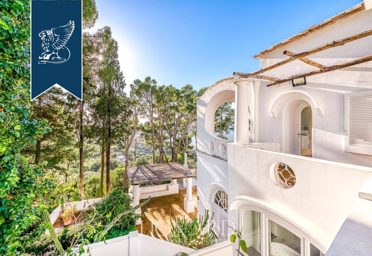 Вилла в Неаполе, Италия, 430 м² - фото 5