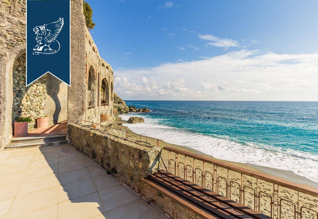 Вилла в Савоне, Италия, 600 м² - фото 5