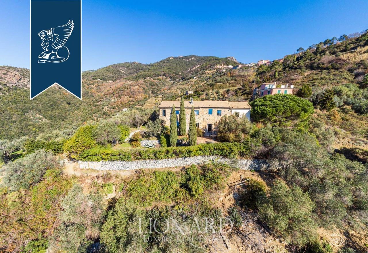 Вилла в Бонассоле, Италия, 400 м² - фото 5