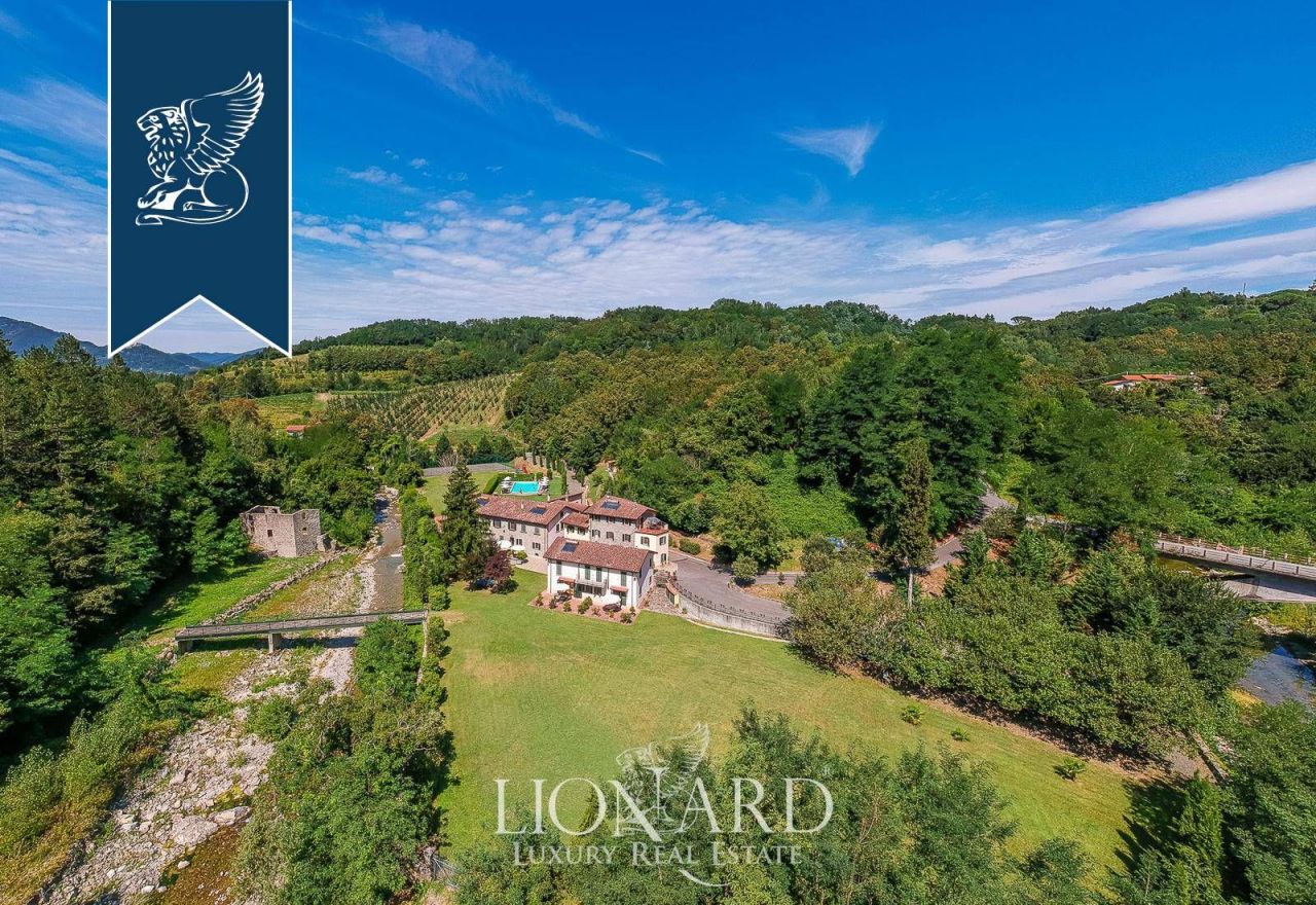 Отель, гостиница в Массе, Италия, 1 700 м² - фото 5