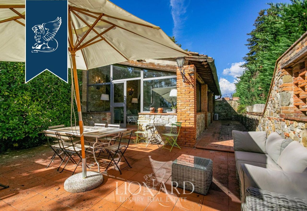 Ферма в Ареццо, Италия, 670 м² - фото 5