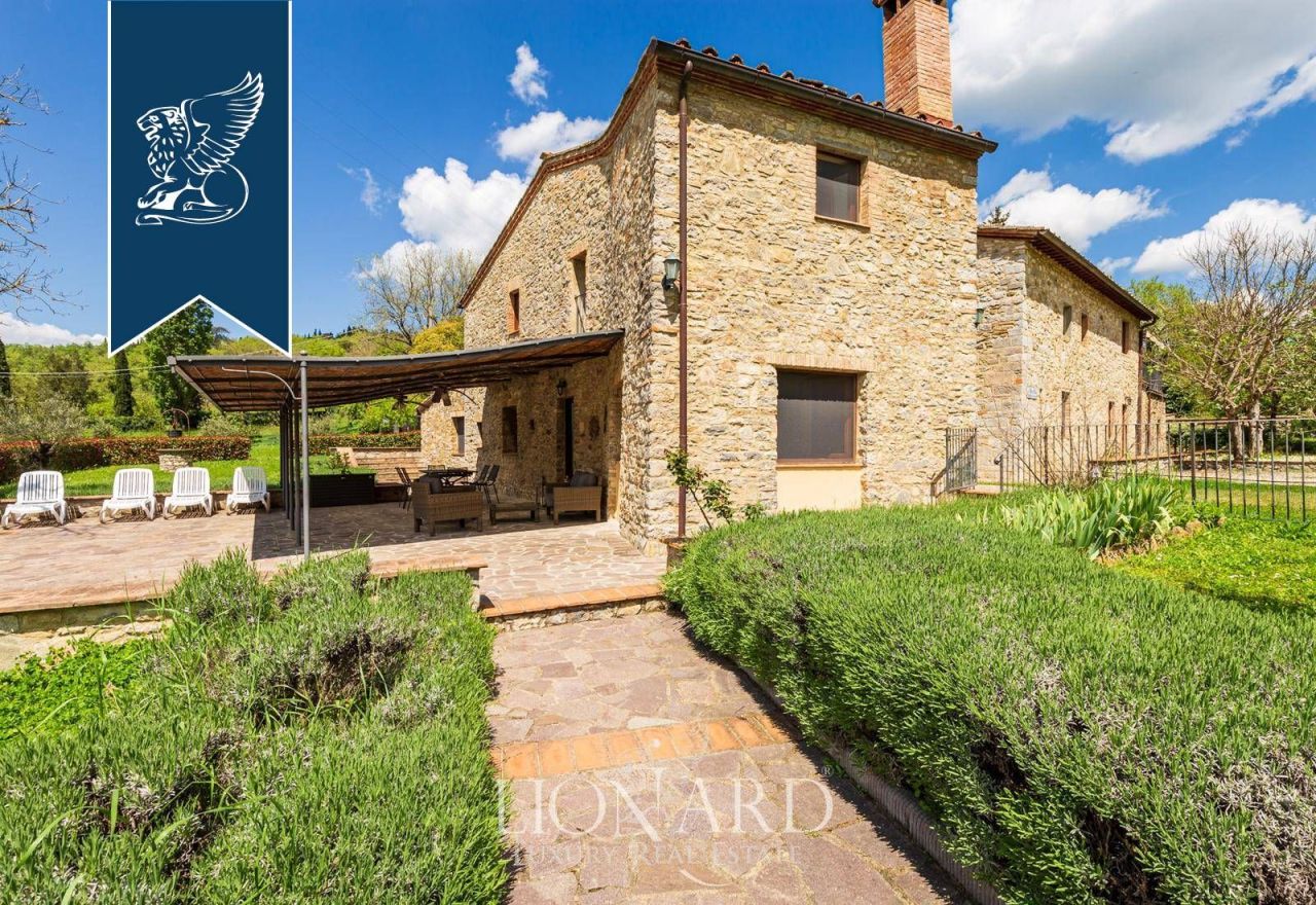 Вилла в Сиене, Италия, 550 м² - фото 4