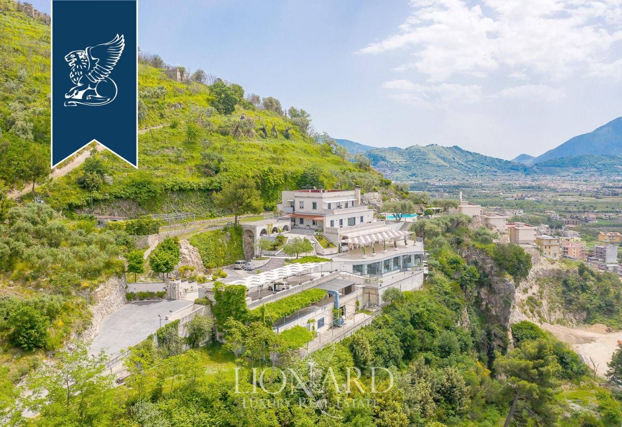Вилла в Салерно, Италия, 1 850 м² - фото 4