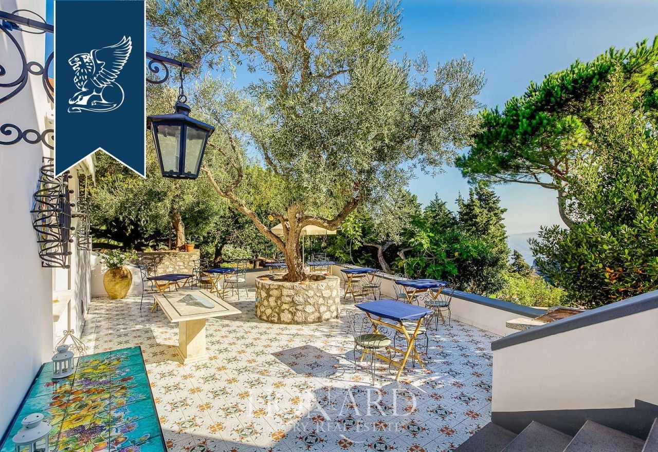 Вилла на Капри, Италия, 500 м² - фото 4