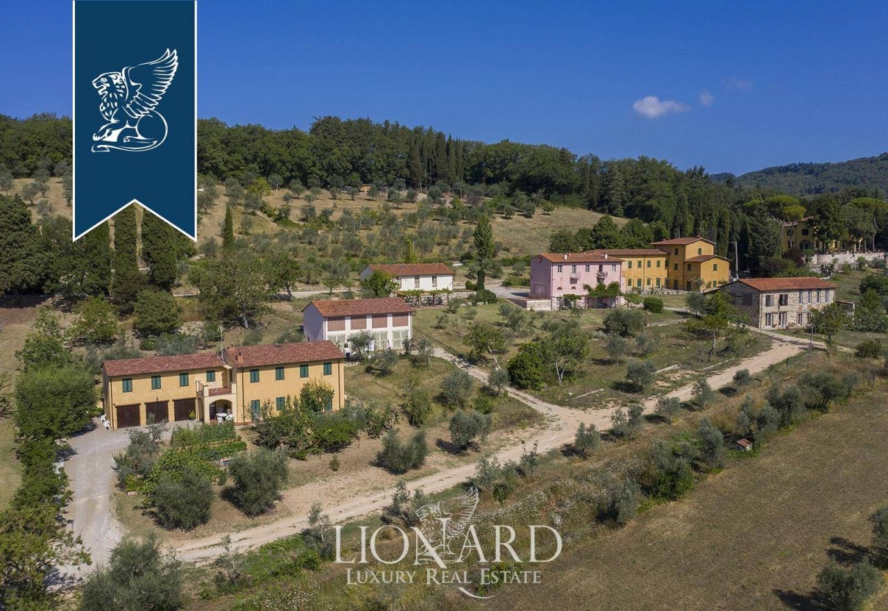 Вилла во Флоренции, Италия, 3 588 м² - фото 4