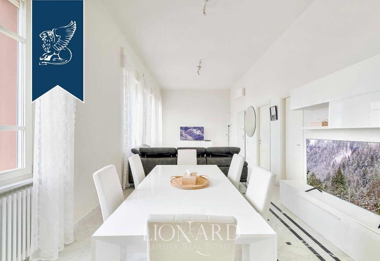 Вилла в Форте деи Марми, Италия, 950 м² - фото 4