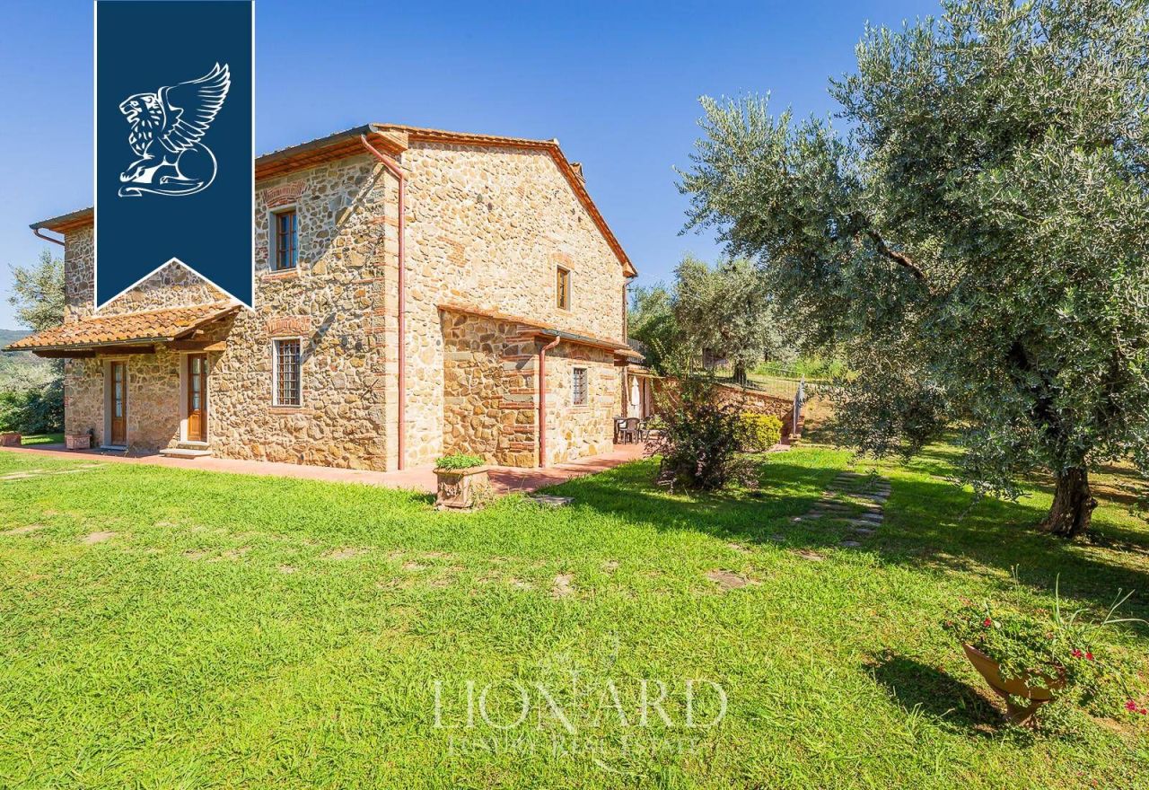 Ферма в Пистое, Италия, 1 800 м² - фото 4