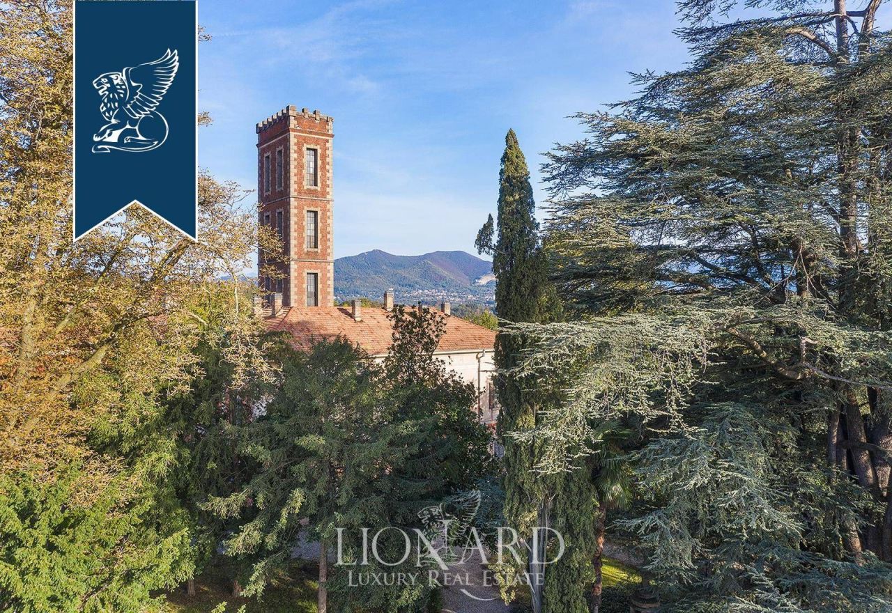 Замок в Варесе, Италия, 4 200 м² - фото 5