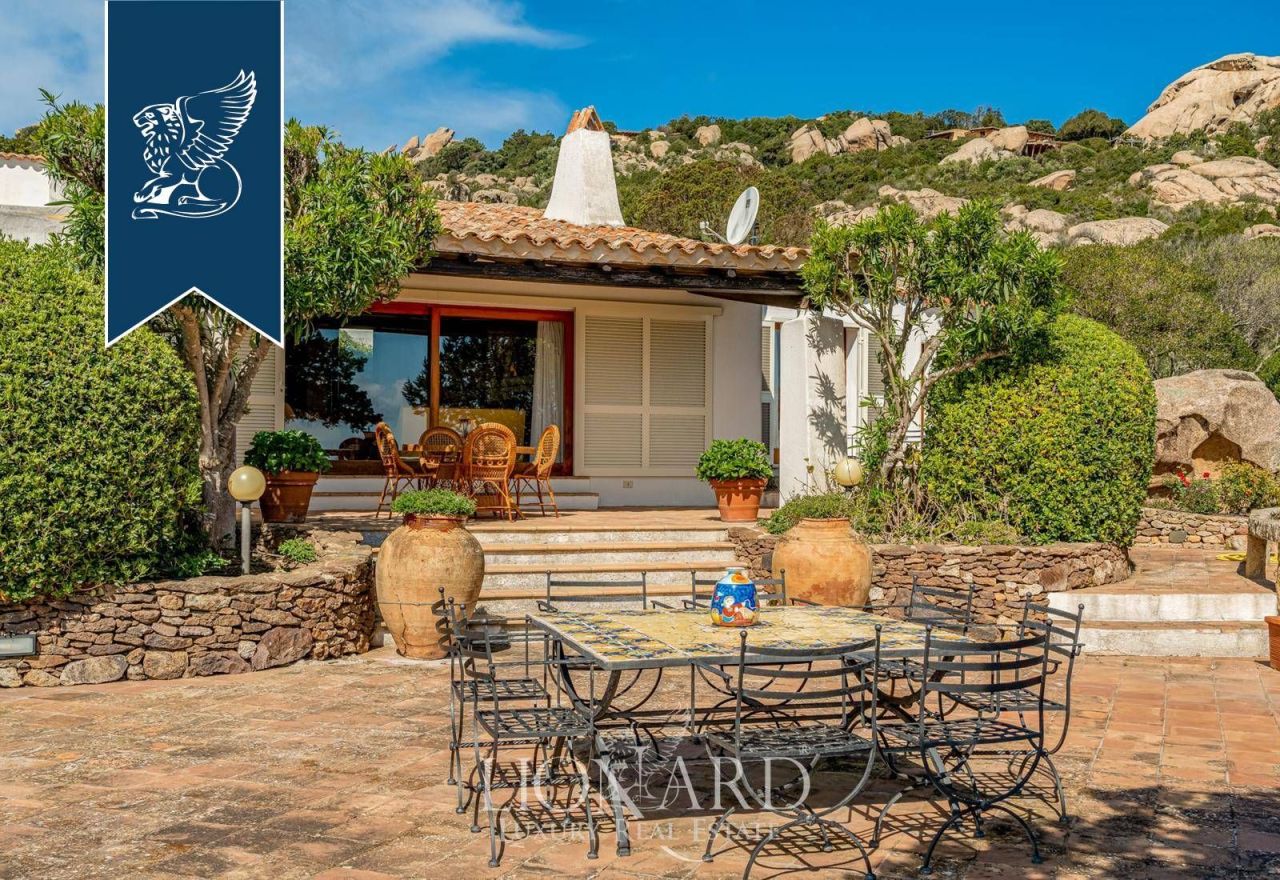 Вилла в Палау, Италия, 476 м² - фото 4