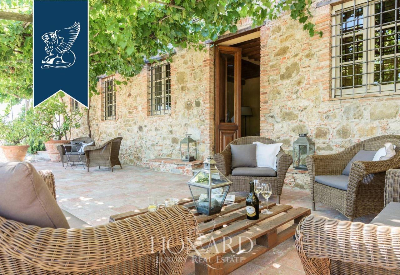 Ферма в Лукке, Италия, 450 м² - фото 4