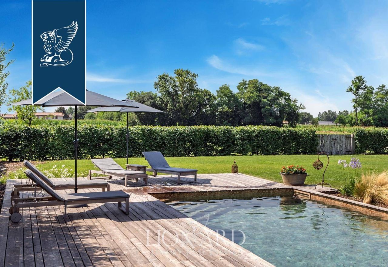 Ферма в Тревизо, Италия, 450 м² - фото 4