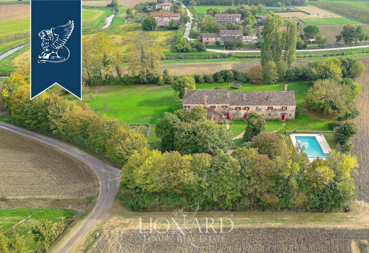 Ферма в Тревизо, Италия, 900 м² - фото 4