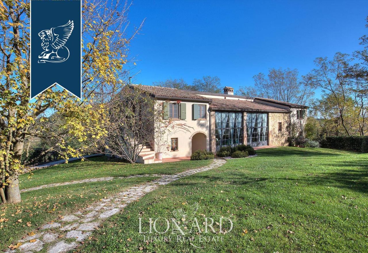 Вилла в Форли-Чезене, Италия, 700 м² - фото 4