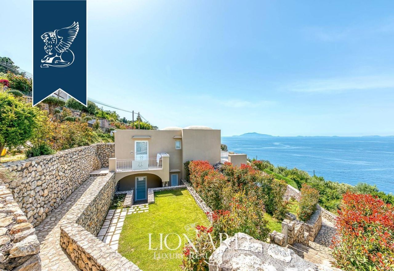 Вилла в Неаполе, Италия, 360 м² - фото 4