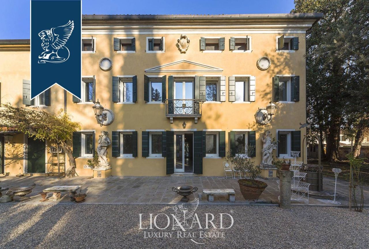 Вилла в Венеции, Италия, 750 м² - фото 6