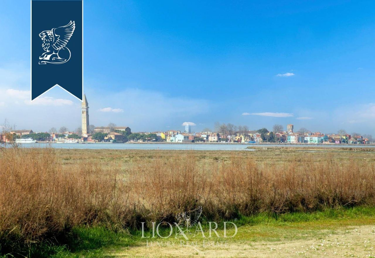 Вилла в Венеции, Италия, 215 м² - фото 6