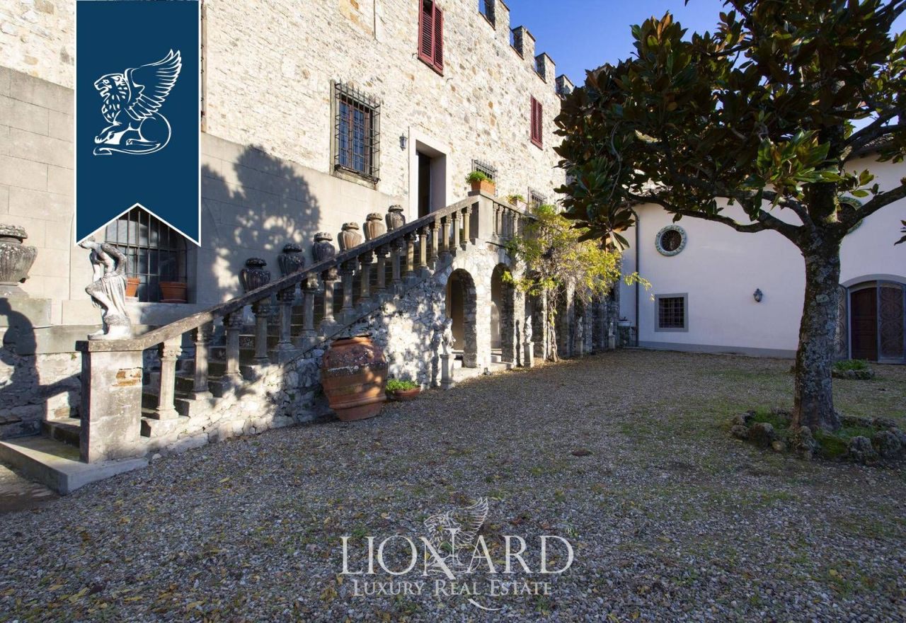 Замок во Флоренции, Италия, 2 700 м² - фото 6