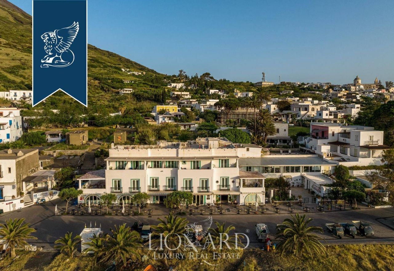 Отель, гостиница на Липари, Италия, 1 200 м² - фото 6