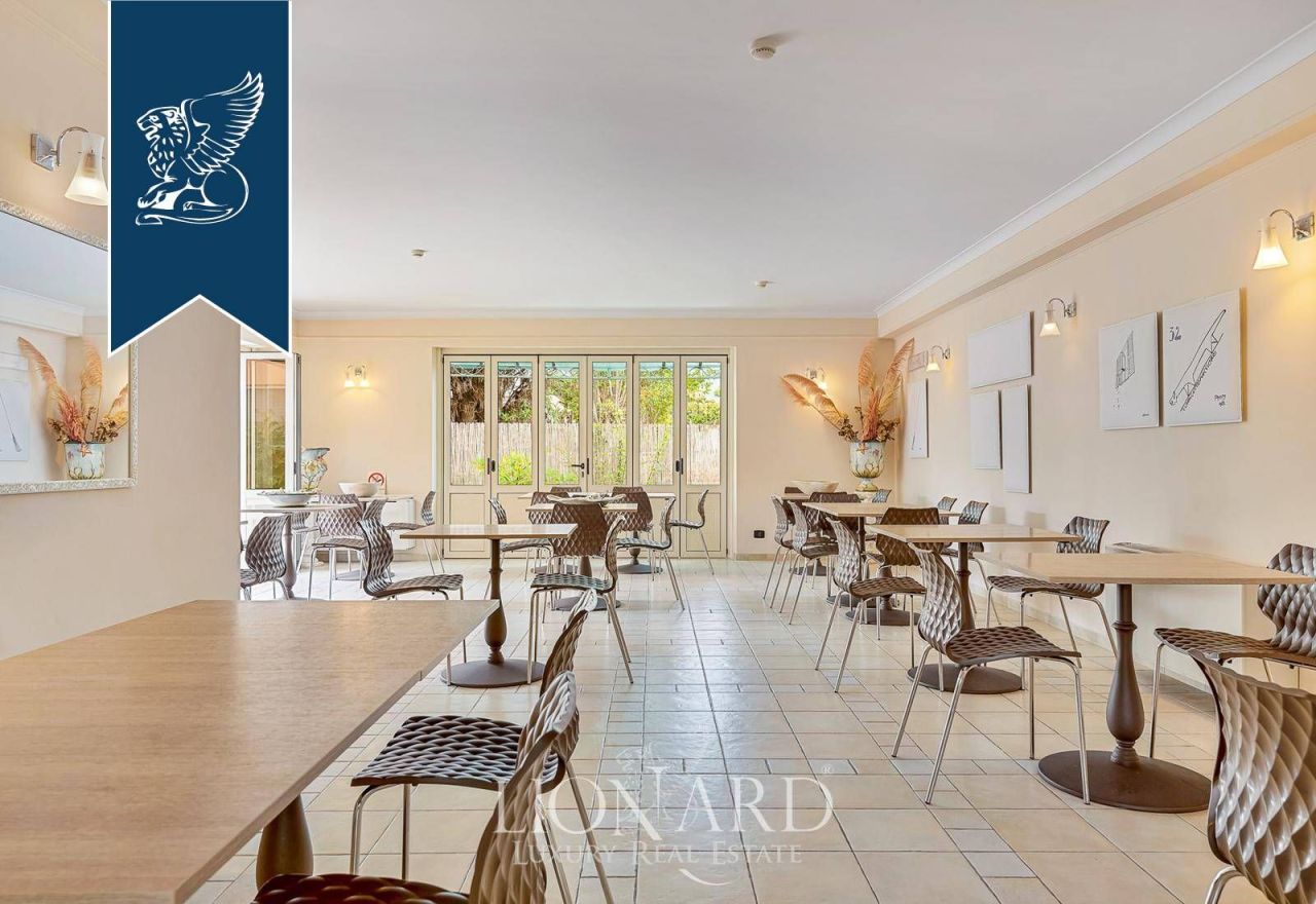 Отель, гостиница в Форте деи Марми, Италия, 1 000 м² - фото 6