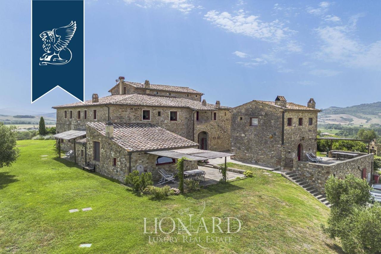 Ферма в Монтекатини-Валь-ди-Чечина, Италия, 1 000 м² - фото 6