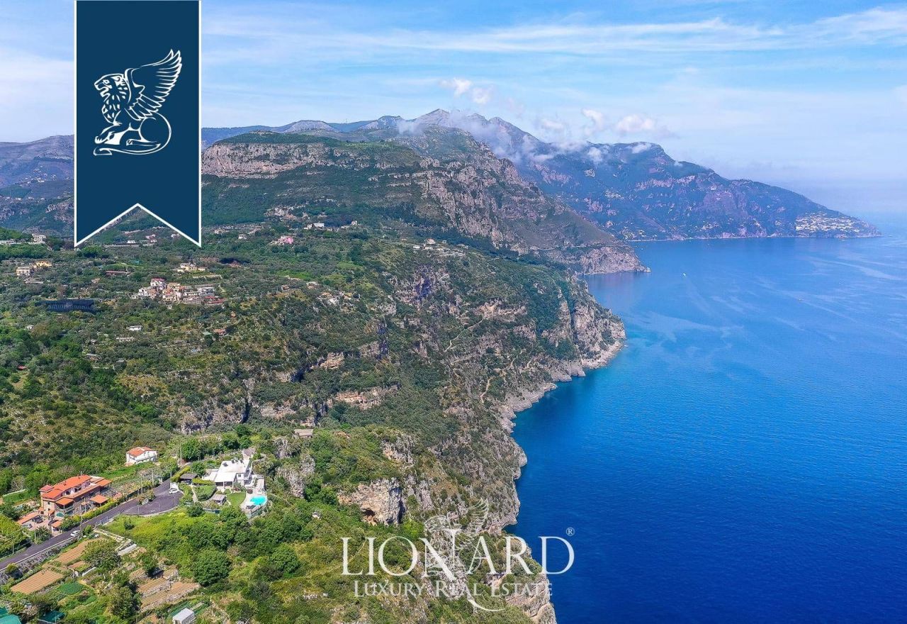 Вилла в Неаполе, Италия, 300 м² - фото 6