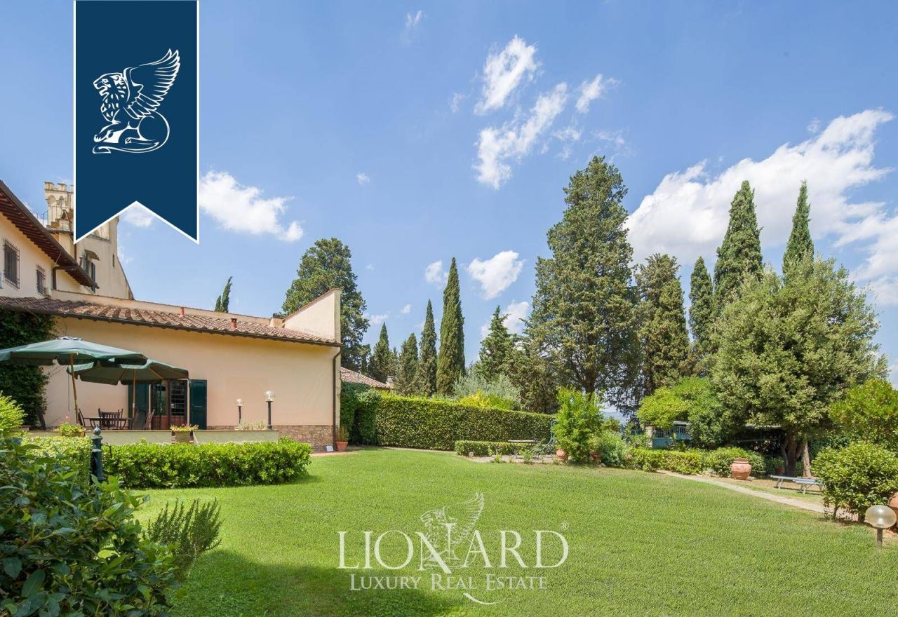 Вилла во Флоренции, Италия, 600 м² - фото 6