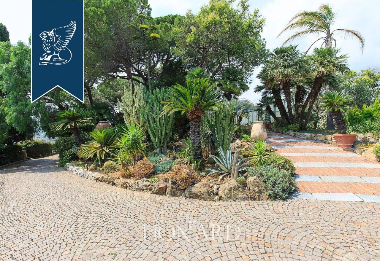 Вилла в Сан-Ремо, Италия, 800 м² - фото 6