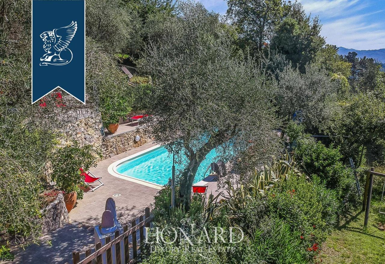 Вилла в Камайоре, Италия, 360 м² - фото 6