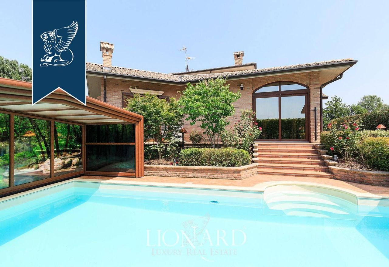 Вилла в Павии, Италия, 400 м² - фото 6