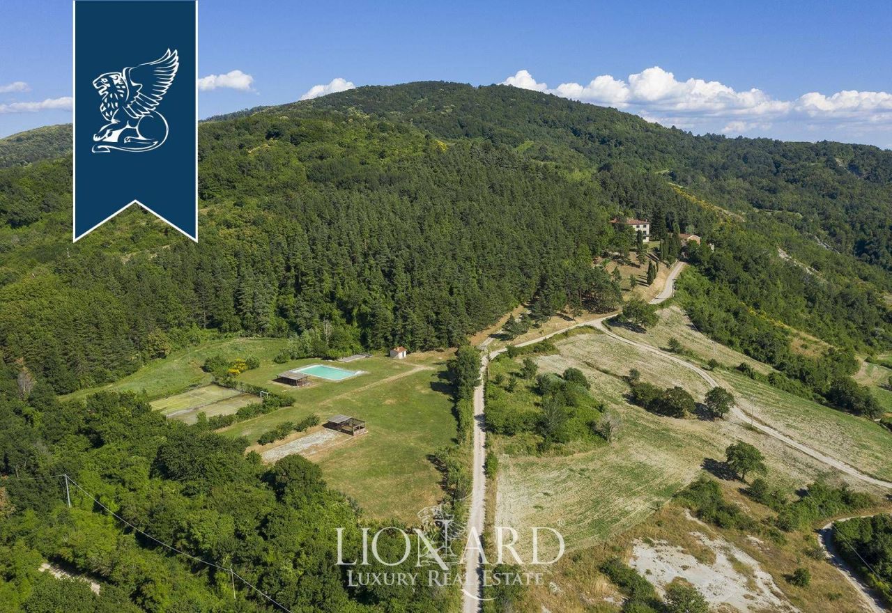 Ферма во Флоренции, Италия, 1 000 м² - фото 6