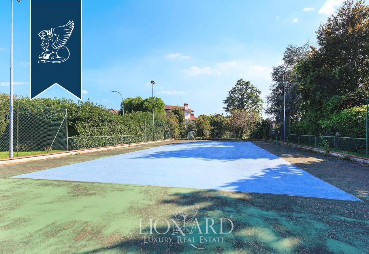 Вилла в Парабьяго, Италия, 403 м² - фото 6