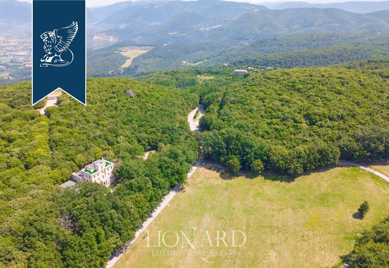 Отель, гостиница в Сполето, Италия, 1 500 м² - фото 6