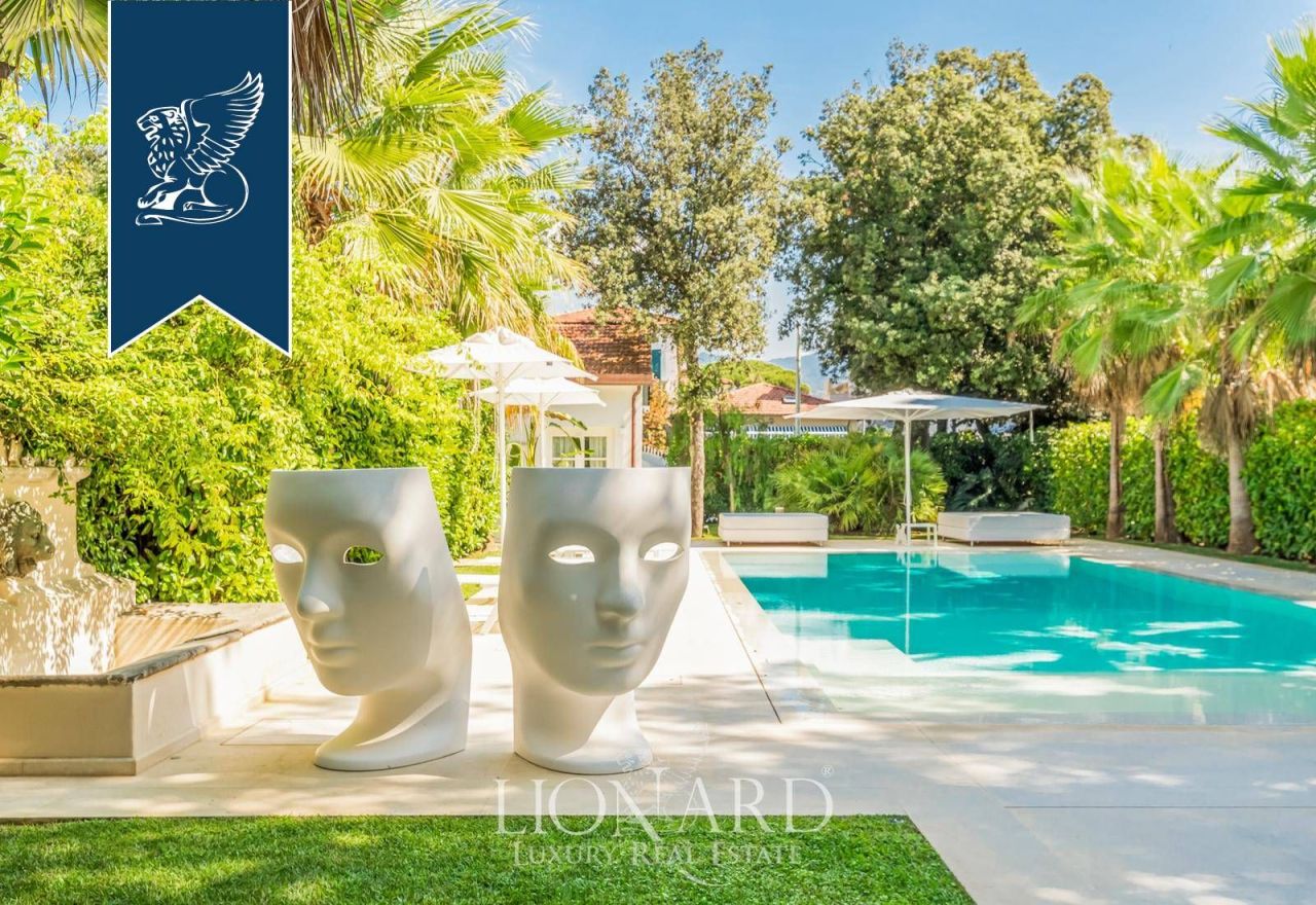 Вилла в Пьетрасанте, Италия, 350 м² - фото 6