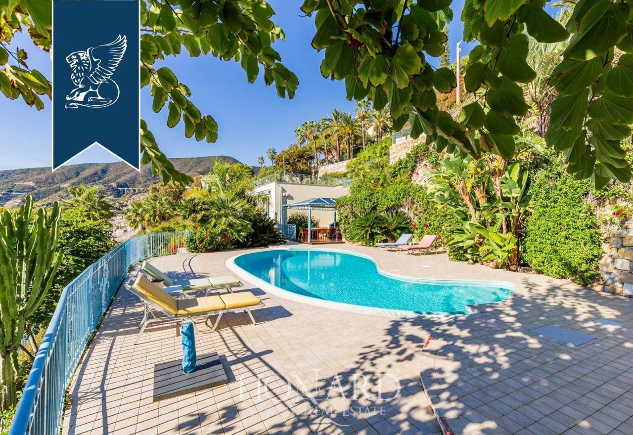 Вилла в Оспедалетти, Италия, 450 м² - фото 6