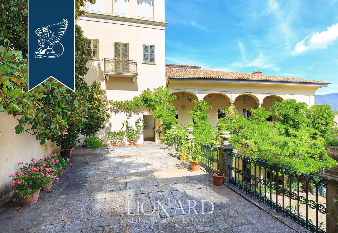 Вилла в Варесе, Италия, 1 000 м² - фото 6