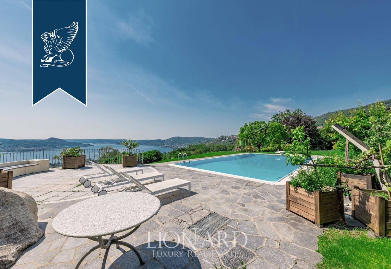 Вилла в Лезе, Италия, 360 м² - фото 6