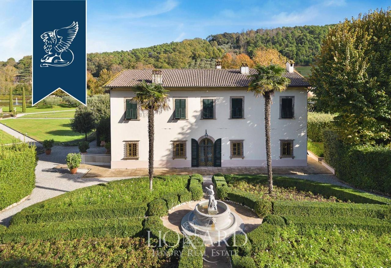 Вилла в Капаннори, Италия, 1 300 м² - фото 6