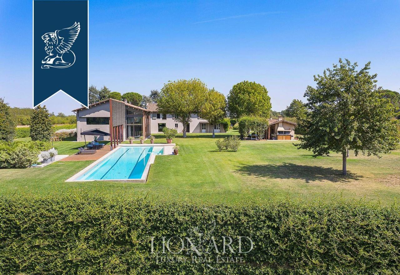 Вилла в Равенне, Италия, 800 м² - фото 6