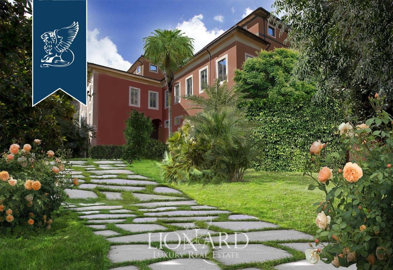 Вилла в Карраре, Италия, 2 000 м² - фото 6