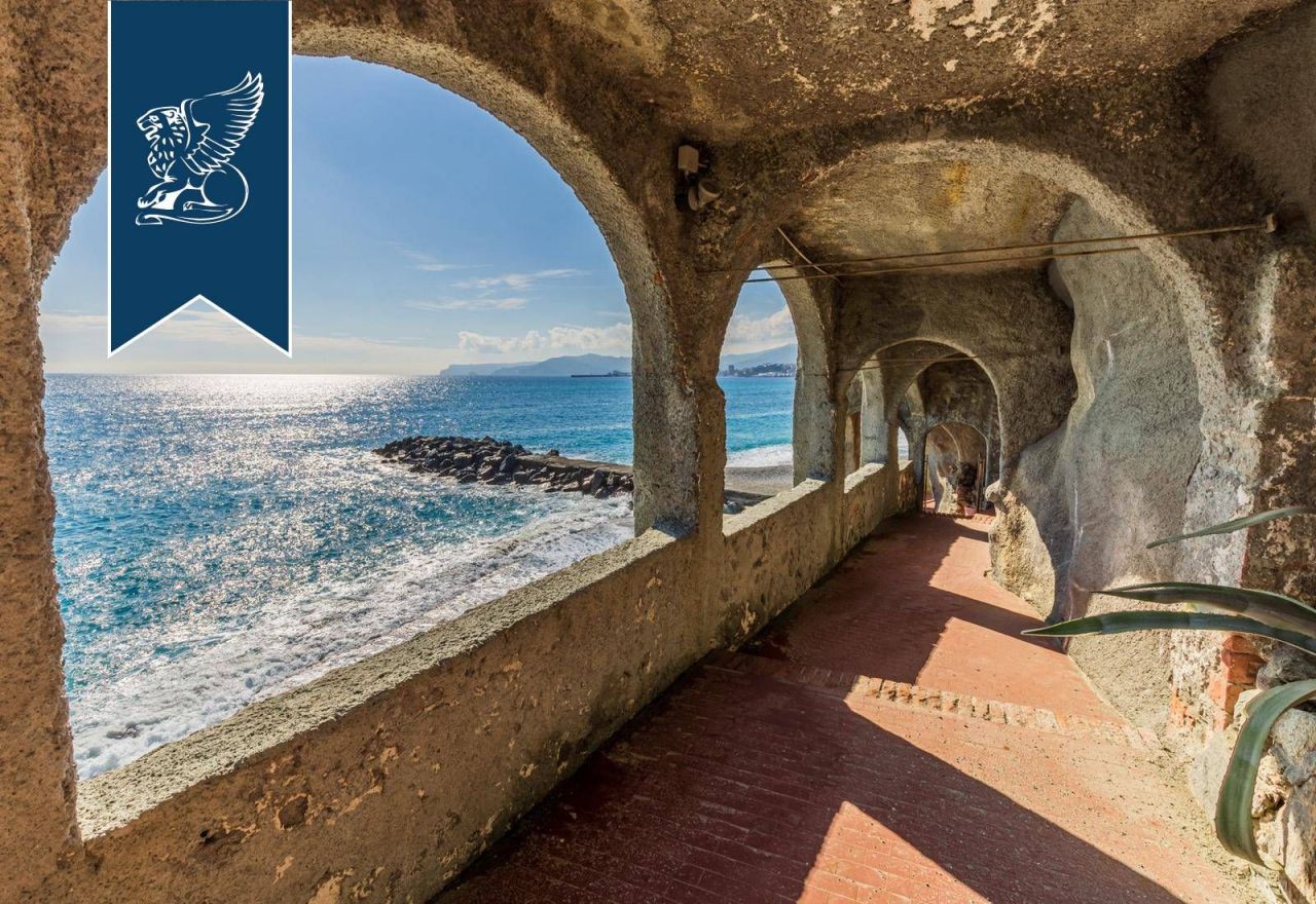 Вилла в Савоне, Италия, 600 м² - фото 6